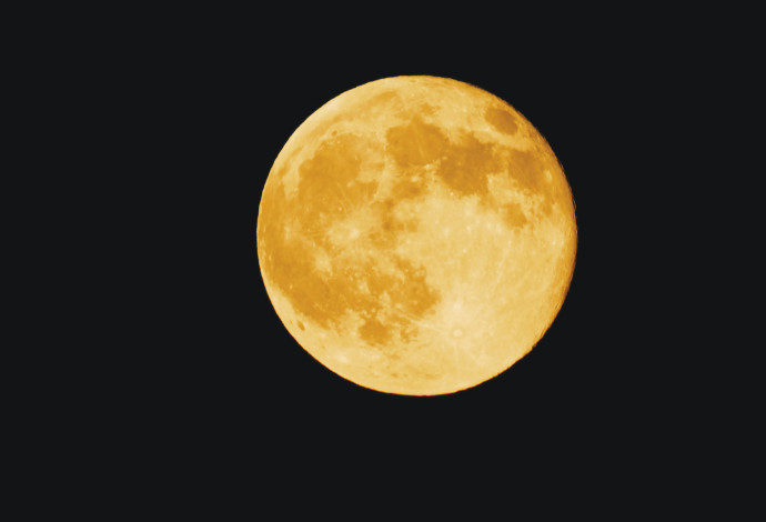 ירח מלא (צילום:  אינגאימג')