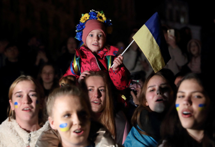 חגיגות בעיר חרסון, אוקראינה (צילום:  REUTERS/Murad Sezer)