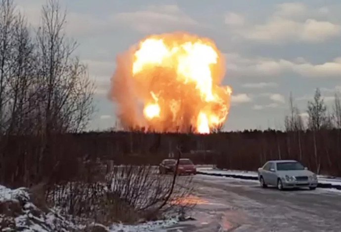 פיצוץ בצינור גז ברוסיה (צילום:  צילום מסך)