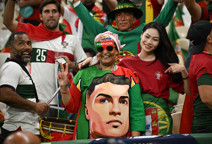 אוהדי נבחרת פורטוגל במונדיאל 2022 (צילום:  REUTERS/Dylan Martinez)