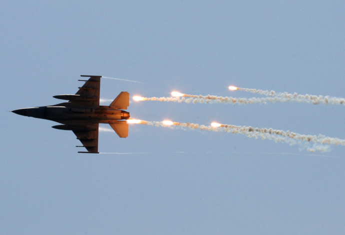 מטוס F-16 (צילום:  רויטרס)
