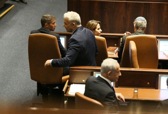בנימין נתניהו, יאיר לפיד (צילום:  ראובן קסטרו, וואלה!)