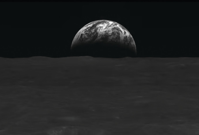 הירח וכדור הארץ (צילום:  סוכנות החלל הדרום קוריאנית)