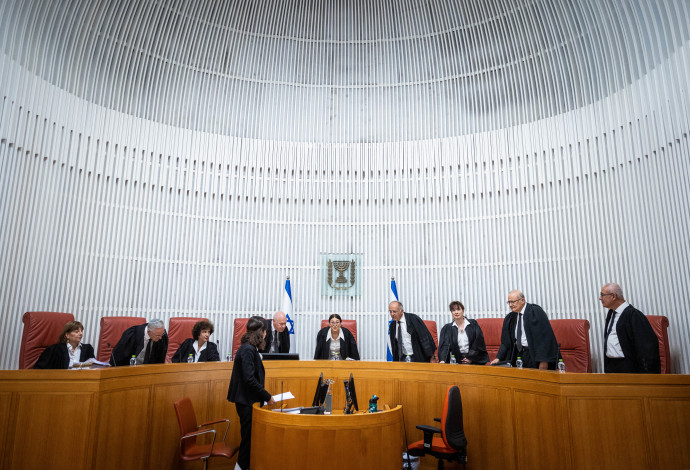בית המשפט (צילום:  יונתן זינדל, פלאש 90)