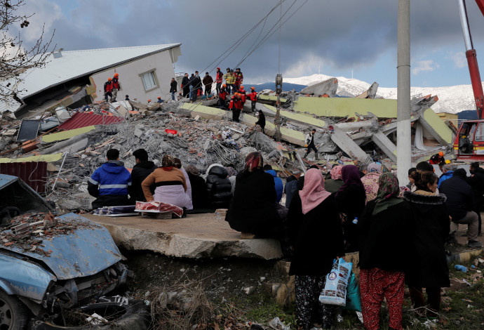 רעידת אדמה בטורקיה (צילום:  REUTERS/Dilara Senkaya)