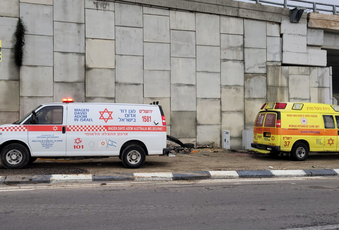 זירת האירוע סמוך למעיין ליפתא בי-ם (צילום:  דוברות מד"א)