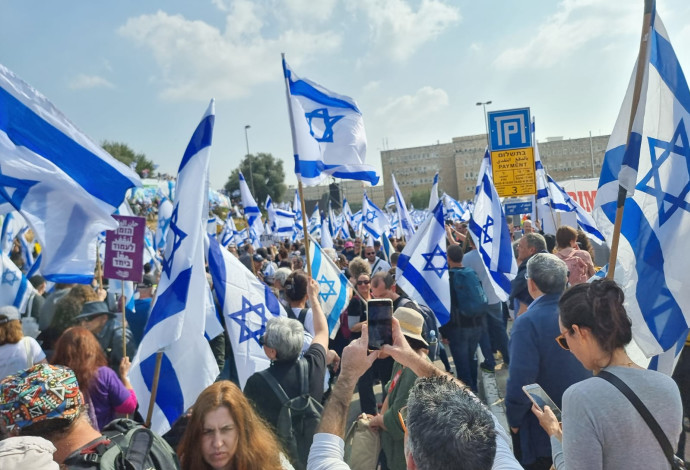 המחאה מול הכנסת נגד הרפורמה המשפטית (צילום:  TPS)