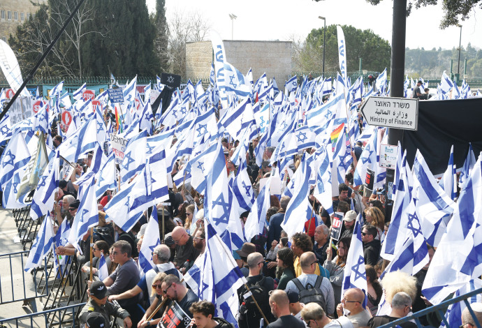 המחאה נגד הרפורמה במערכתה המשפט בירושלים (צילום:  אריב ליב אברמס, פלאש 90)