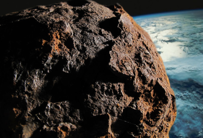 כך נדע האם אסטרואיד מאיים על כדור הארץ (צילום:  אינג'אימג')