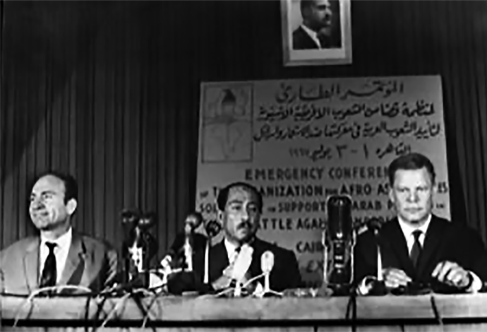 ועידת הפליטים מצרים, אחרי מלחמת ששת הימים, במרכז התמונה אנואר אל סאדאת 1967 (צילום:  סילביה רפאל)