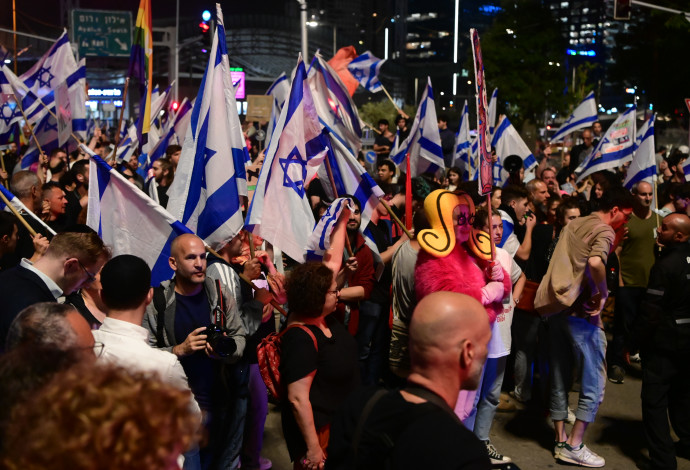 הפגנה בתל אביב לאחר הצהרת נתניהו  (צילום:  אבשלום ששוני)