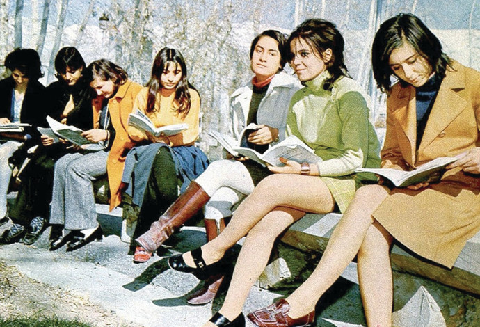 איראן לפני המהפכה (צילום:  bowshrine)