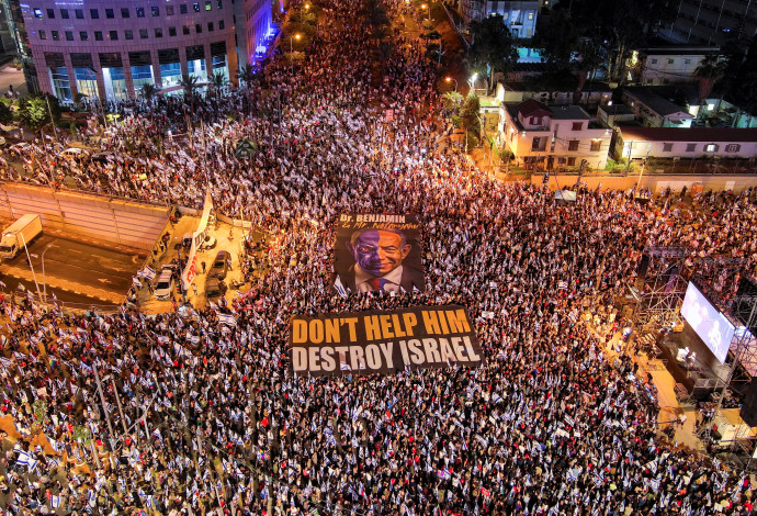 הפגנה נגד הרפורמה בתל אביב, שבוע 21 (צילום:  רויטרס, אילן רוזנברג)