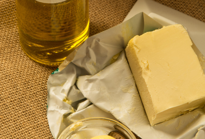 מרגרינה, חמאה, שמן (צילום:  אינגאימג')
