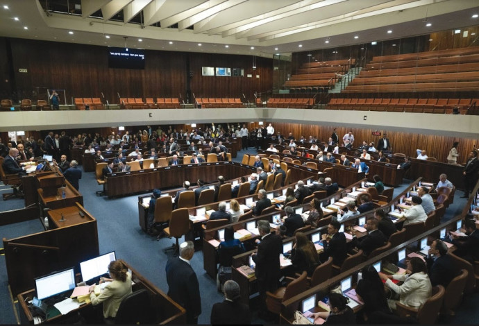 מליאת הכנסת (צילום:  יונתן זינדל, פלאש 90)