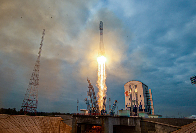 חללית המחקר לונה (צילום:   Roscosmos/Vostochny Space Centre/Handout via REUTERS)