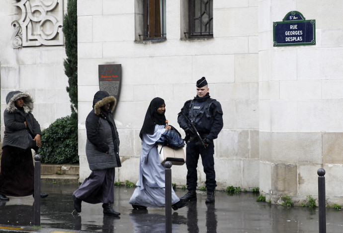 הקהילה המוסלמית בצרפת (צילום:  gettyimages)