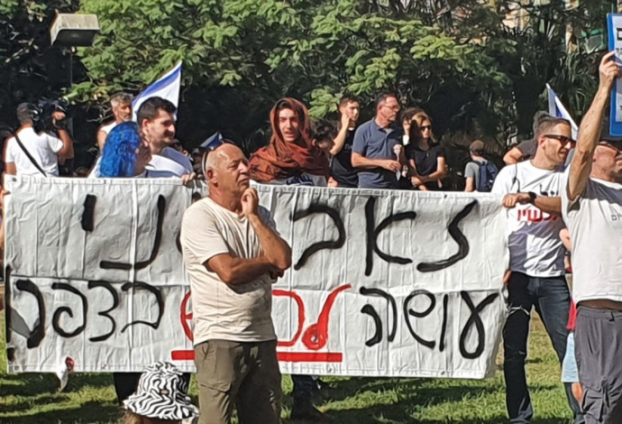 מחאת בני הנוער נגד הגיוס לצה"ל (צילום:  נוער נגד דיקטטורה)