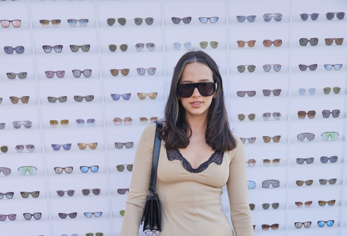 קורין גדעון בהשקת משקפי השמש SUNGLASS HUT (צילום: שוקה)