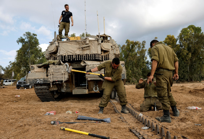 חיילי צה"ל (צילום:  REUTERS/Amir Cohen)