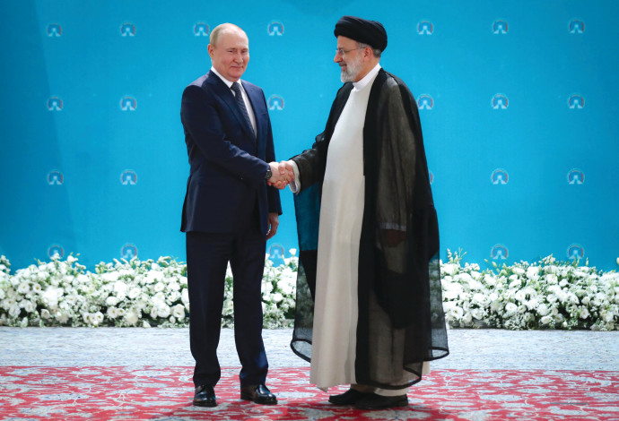 פוטין מתארח אצל מנהיג איראן חמנאי בטהרן ביולי 2022 (צילום:  רויטרס)