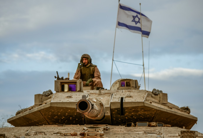 טנקים של צה''ל (צילום: Ayal Margolin/Flash90)