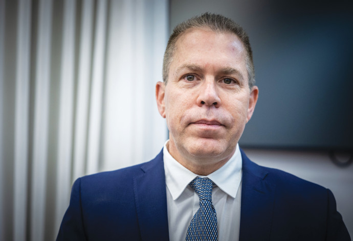 גלעד ארדן (צילום:  יונתן זינדל, פלאש 90)