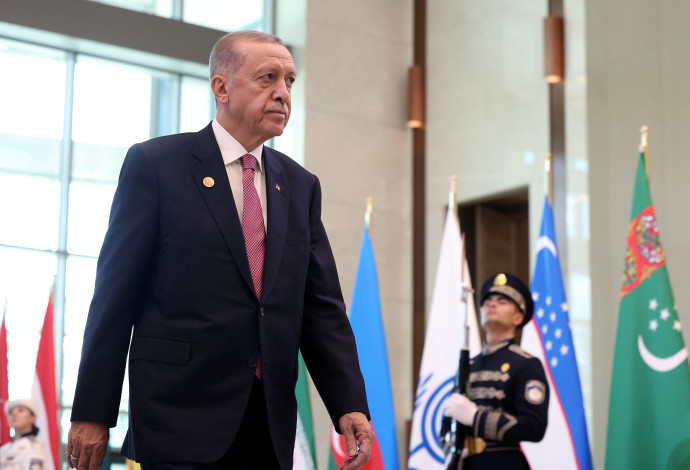 נשיא טורקיה ארדואן נגד ישראל: מדינת טרור (צילום:  רויטרס)