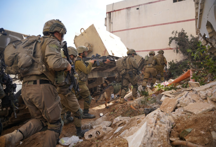 פעילות כוחות אוגדה 36 בשכונת זייתון (צילום:  דובר צה"ל)