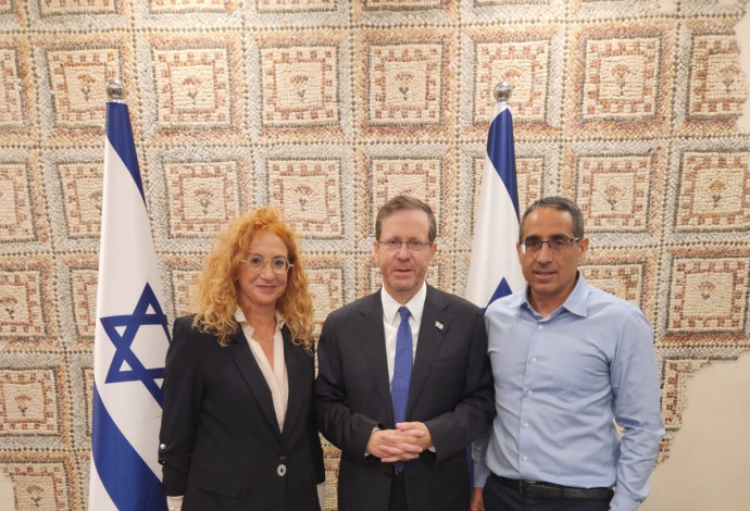 יצחק הרצוג,  שי חן גל, דליה קורקין  (צילום: חיים צח לע''מ)