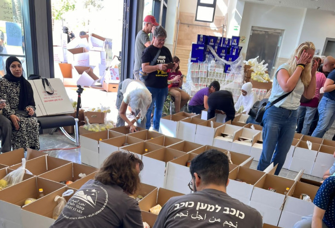 שותפים לגורל – שותפים להתנדבות יהודית ובדואית (צילום:  כוכבי המדבר והחמ"ל המשותף האזרחי)