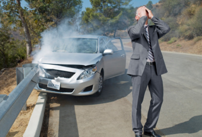 תאונת דרכים בדרך לעבודה – האם זו תאונת עבודה? (צילום:  Chris Ryan gettyimages)