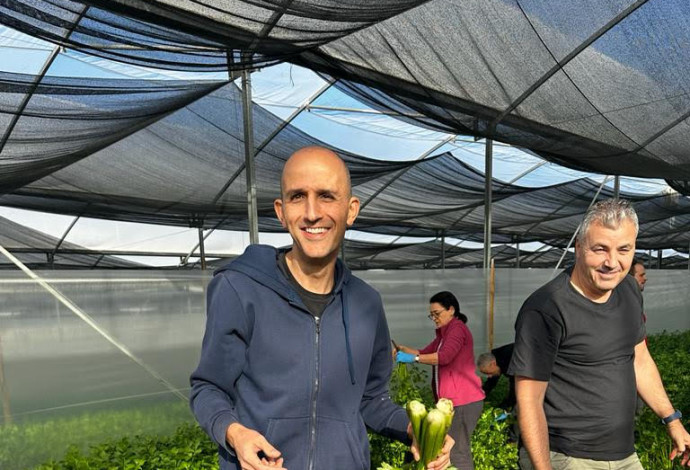 חיים פרננדס  (צילום: דוברות לאומית שירותי בריאות)