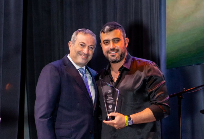 ישי ריבו וארי ברמן  (צילום: באדיבות ישיבה יוניברסיטי)