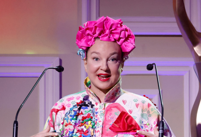 סיה לאחר מתיחת הפנים (צילום: Frazer Harrison.GettyImages)