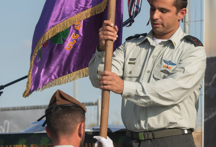 סא''ל תומר גרינברג בעת כניסתו לתפקיד (צילום: דובר צה''ל)