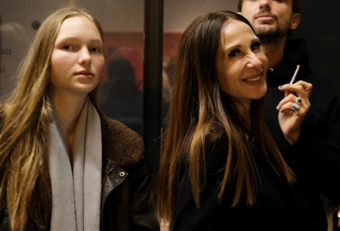 לאה ומיה שנירר (צילום: סבטה שלגובסקיה)