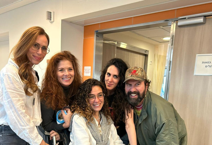 דברה מסינג, ברט גלמן, ארי דין במרכז הרפואי לשיקום לוינשטיין (צילום: דוברות המרכז הרפואי לשיקום לוינשטיין)