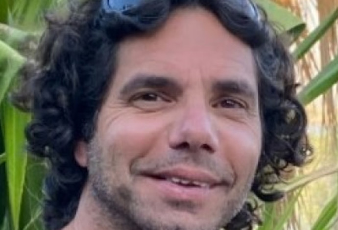 עופר קלדרון  (צילום:  מטה משפחות החטופים)