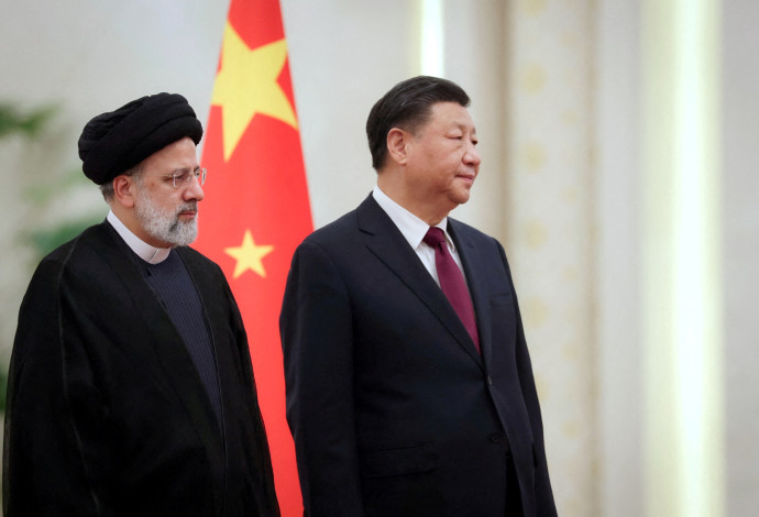 שי ג'ינפינג, איברהים ראיסי (צילום:   Iran's President Website/WANA (West Asia News Agency)/Handout via REUTERS)