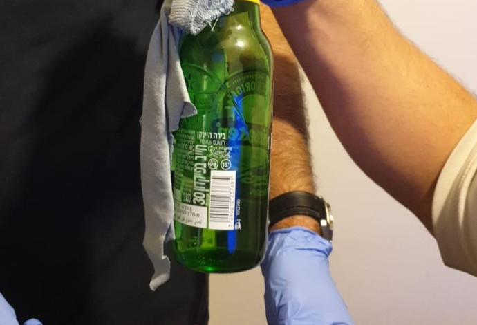 בקבוק תבערה (צילום:  דוברות המשטרה)