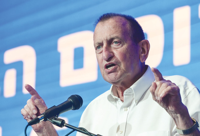 רון חולדאי (צילום:  אבשלום ששוני)