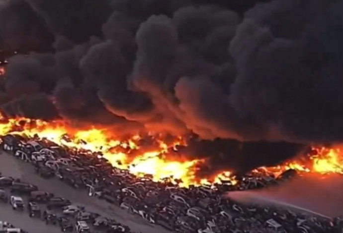 השריפה בטקסס  (צילום:  צילום מסך טוויטר)