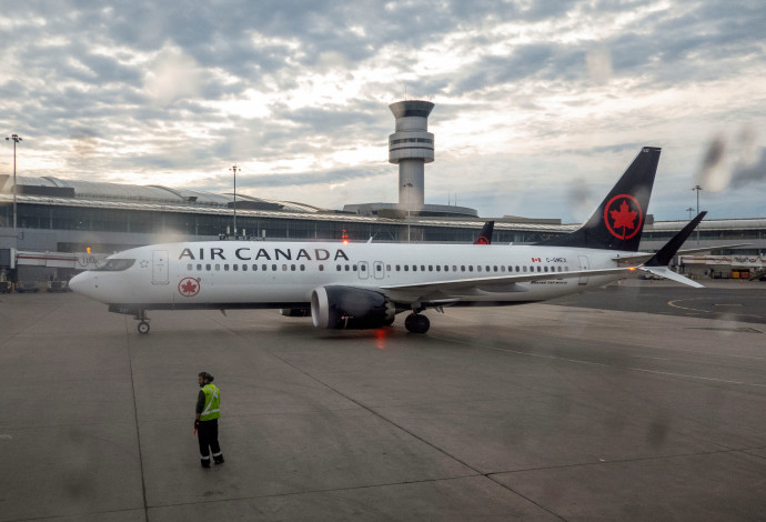 מטוס של חברת התעופה אייר קנדה (צילום:  רויטרס)