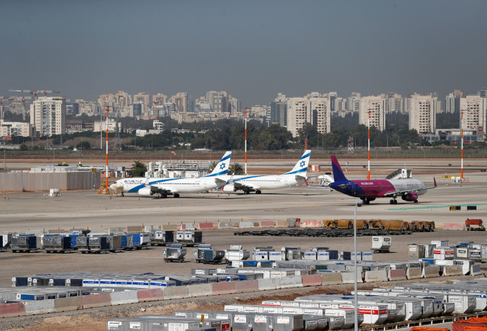 מטוסים בנתב"ג (צילום:  AFP via Getty Images)