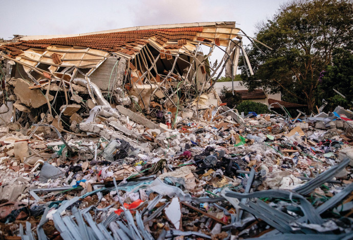 הרס קיבוץ בארי 11 לאוקטובר (צילום:  אורן בן חקון, פלאש 90)
