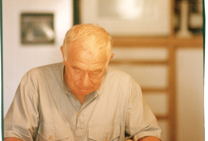 יהודה עמיחי בשנת 1994 (צילום:  ראובן קסטרו)