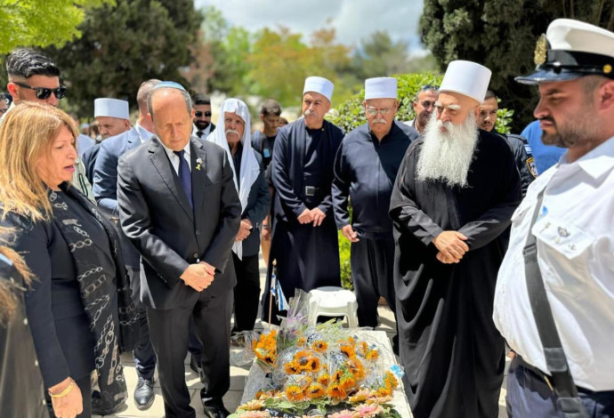 טקס לזכר החללים הדרוזים בעוספיה (צילום:  ללא קרדיט)