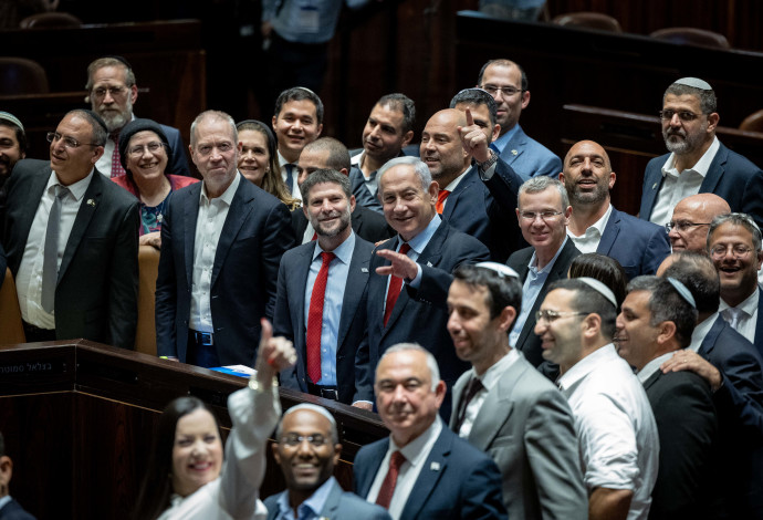 בנימין נתניהו והקואליציה, 2023 (צילום:  יונתן זינדל, פלאש 90)