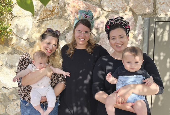 יום השכנים בסי ניימן-נוביק, קרן גליק ואפרת והב (צילום:  מאור והב)